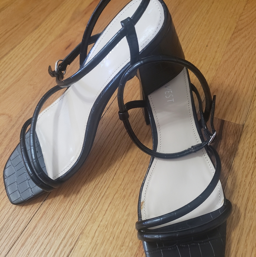 Nine West Black Block heel sandals size 9